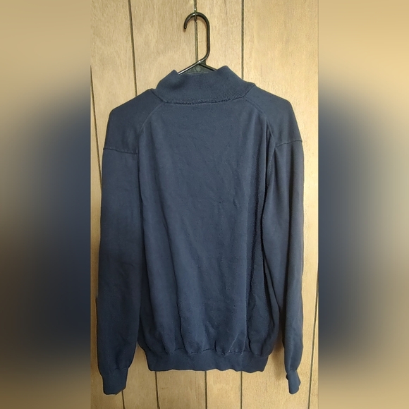 Jos A. Bank Men's Top - Picture 2 of 4